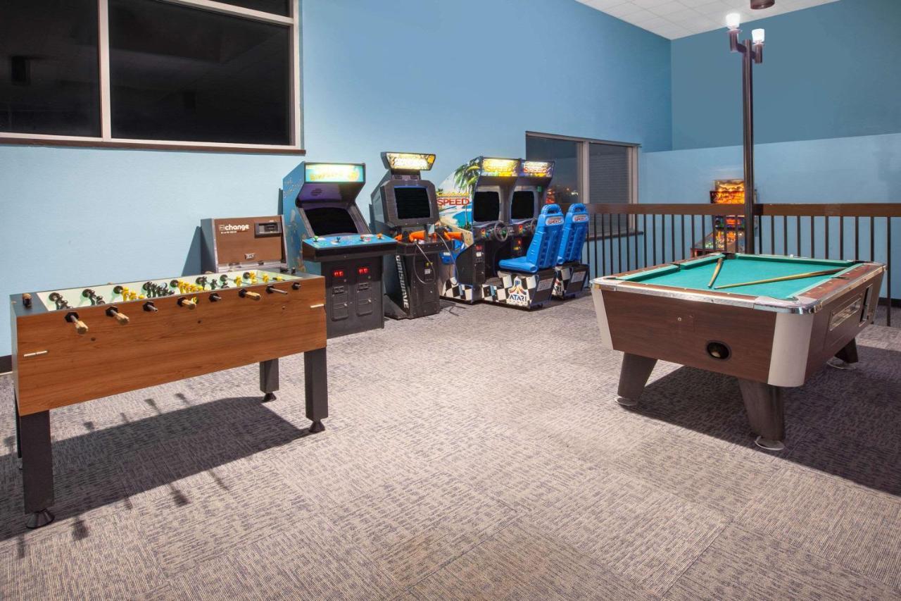 Baymont By Wyndham Grand Rapids Near Downtown Hotell Wyoming Exteriör bild